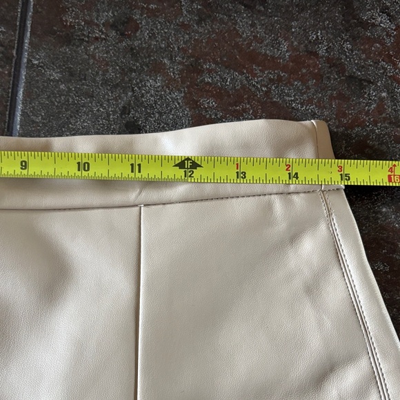 Shinestar Cream Pleather Mini Skirt - Picture 8 of 9